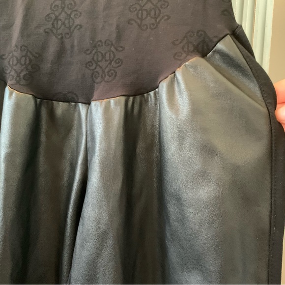 Jessica Simpson Faux Leather Leggings - Picture 11 of 11